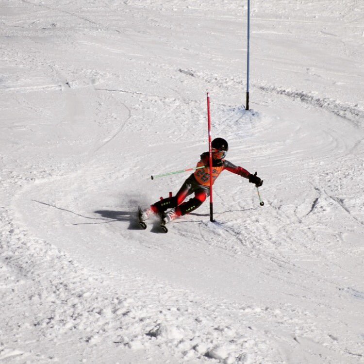 heidimatusik's tweet photo. #colematusik #thunderridge #skiracing #cysl #skitheeast https://t.co/4AMj1U8GWk