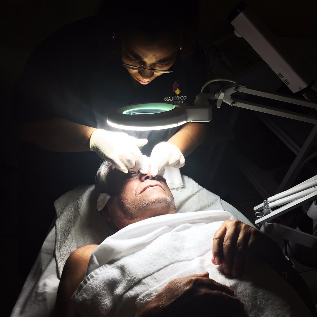 BSAFans's tweet photo. Beautiful skin begins with exceptional skin care! Join our program and learn the skills! #SkinCare #Beauty #bsafans https://t.co/JHd17U6HIz