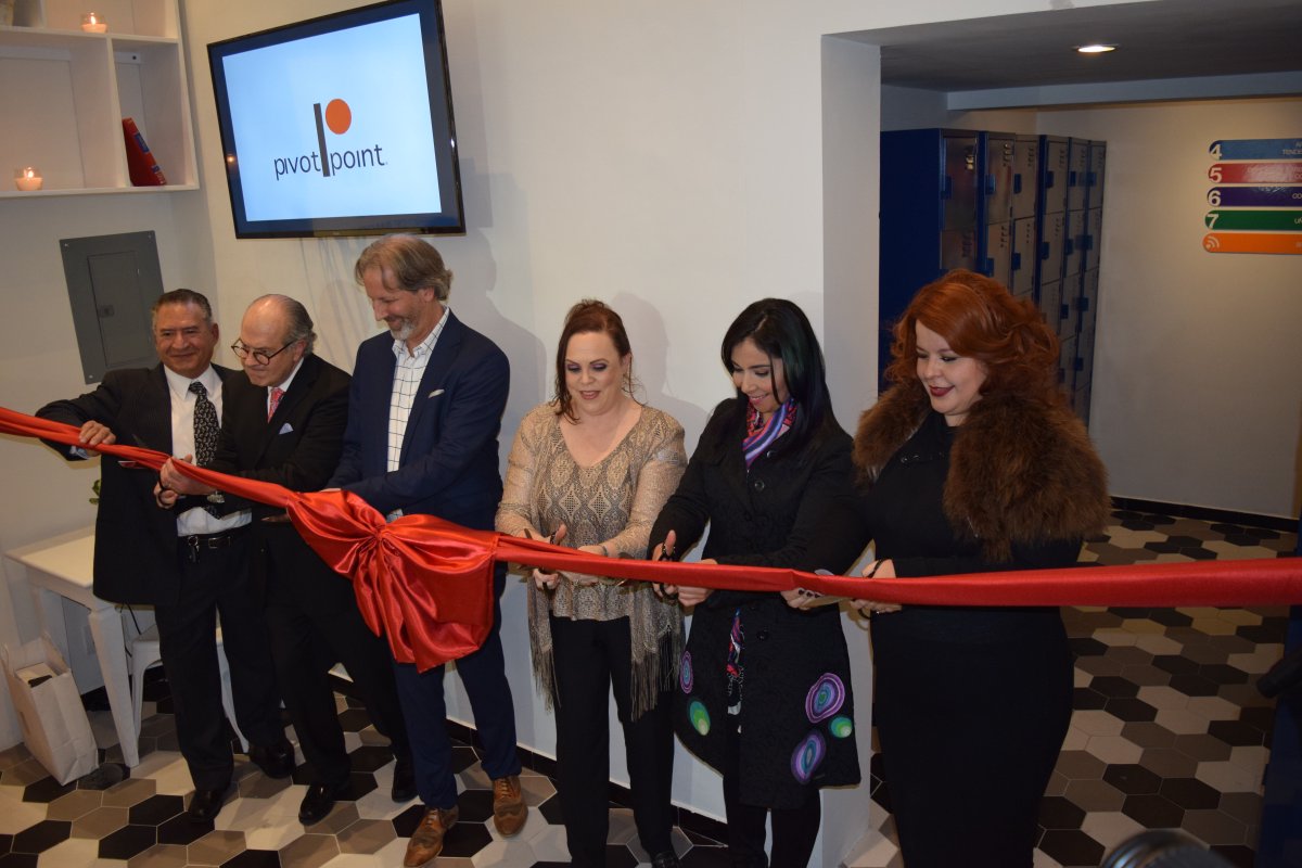 PatriceSchool's tweet photo. Inauguración Patrice School Education by Pivot Point #PatriceSchool #PivotPoint #Educación #Estilismo https://t.co/rPTeV8vqmj