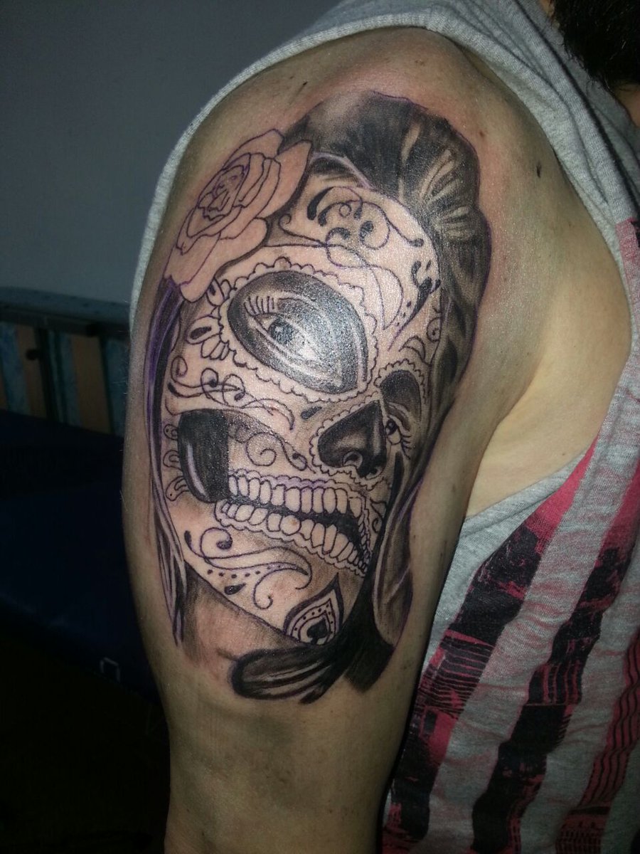 JR_TATTOO's tweet photo. Catrina https://t.co/lYQhIq71Dg