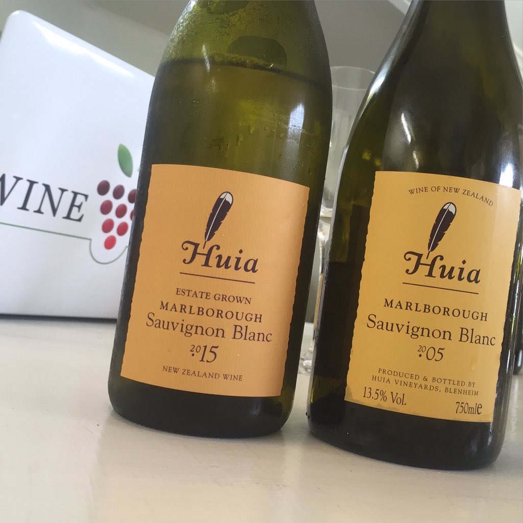 jamiegoode's tweet photo. New Zealand Sauvignon has a surprising capacity to age. Huia SB a decade apart. Both lovely https://t.co/bBD43VdvxA