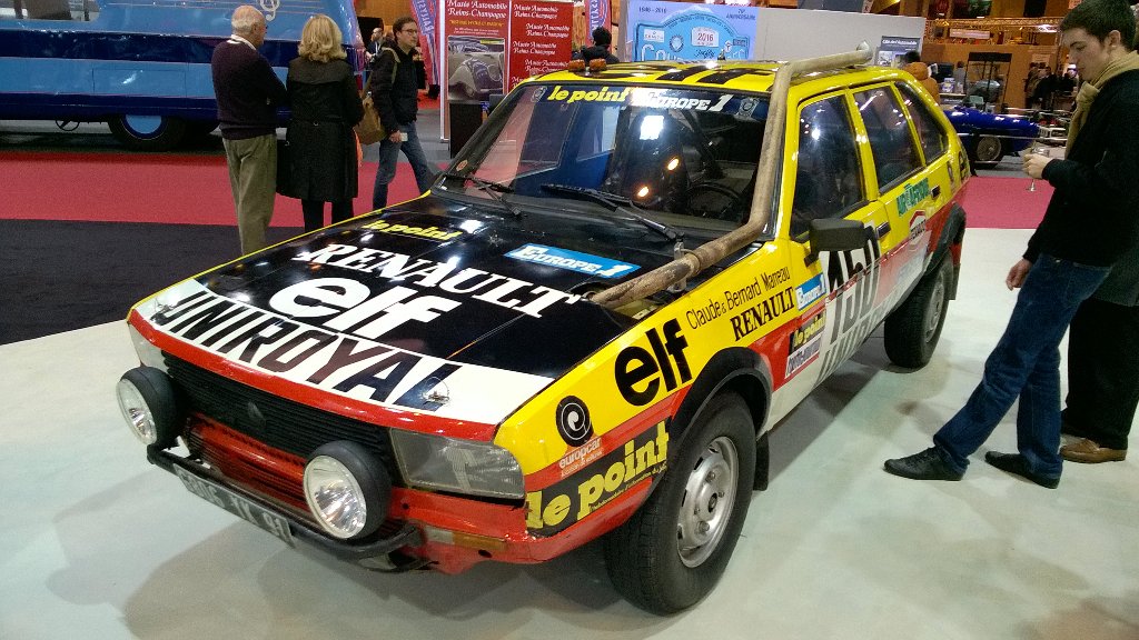TangiQuemener's tweet photo. Paris-Dakar époque Thierry Sabine: la @Groupe_Renault 20 4x4 des frères #Marreau @retromobileFR https://t.co/YFEJBIuSXM