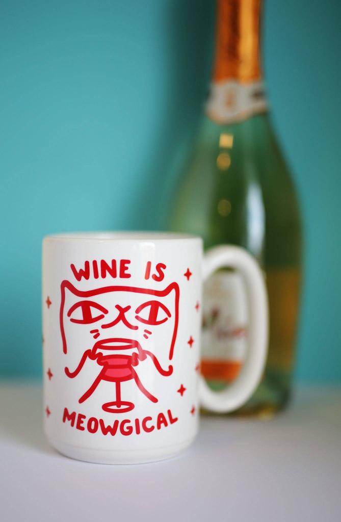 MartineSansoucy's tweet image. I think I may indulge in some wine tonight... I mean the mug needs it. 😂 #wineoclock #winelovers #lookhuman