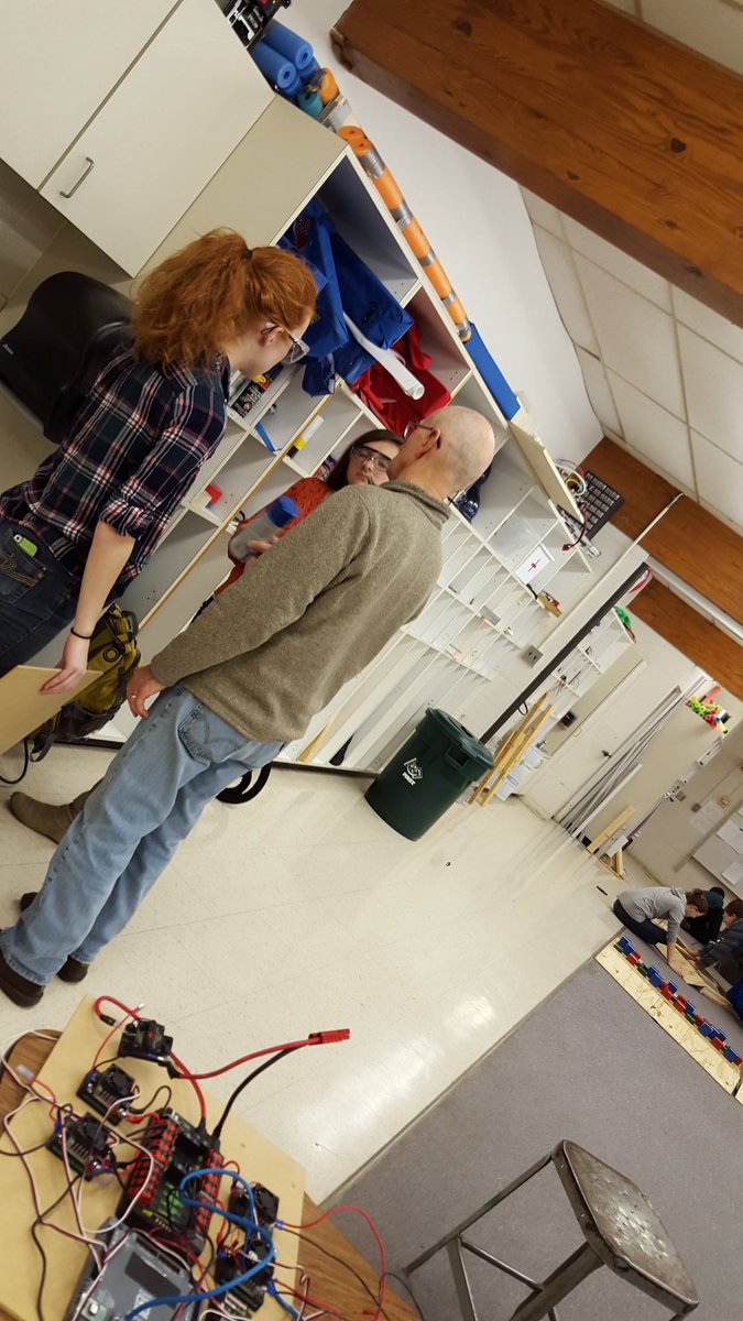 RoboRangers4325's tweet photo. 4th week in, making progress https://t.co/jTF6M891lf