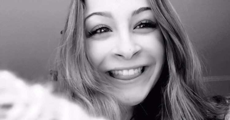 juliafine_'s tweet photo. when @xograciiie gets that good morning text from jastone https://t.co/B0bmwqOwmW