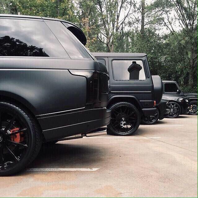 nnilionaires's tweet photo. All black everything😈 https://t.co/av5zu6UoF9