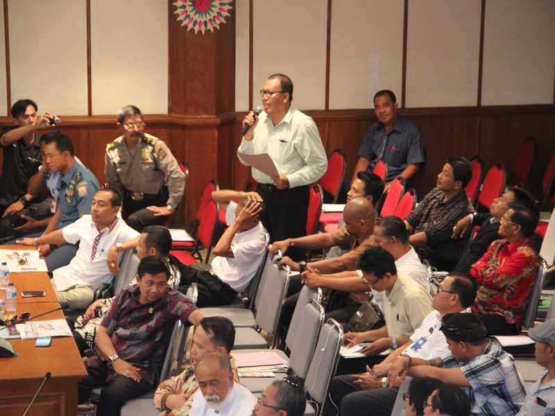 Ha..ha..ha..! Memalukan..ternyata tokoh #TolakReklamasi tidak punya kajian apa-apa di Sidang Amdal #Revitalisasi