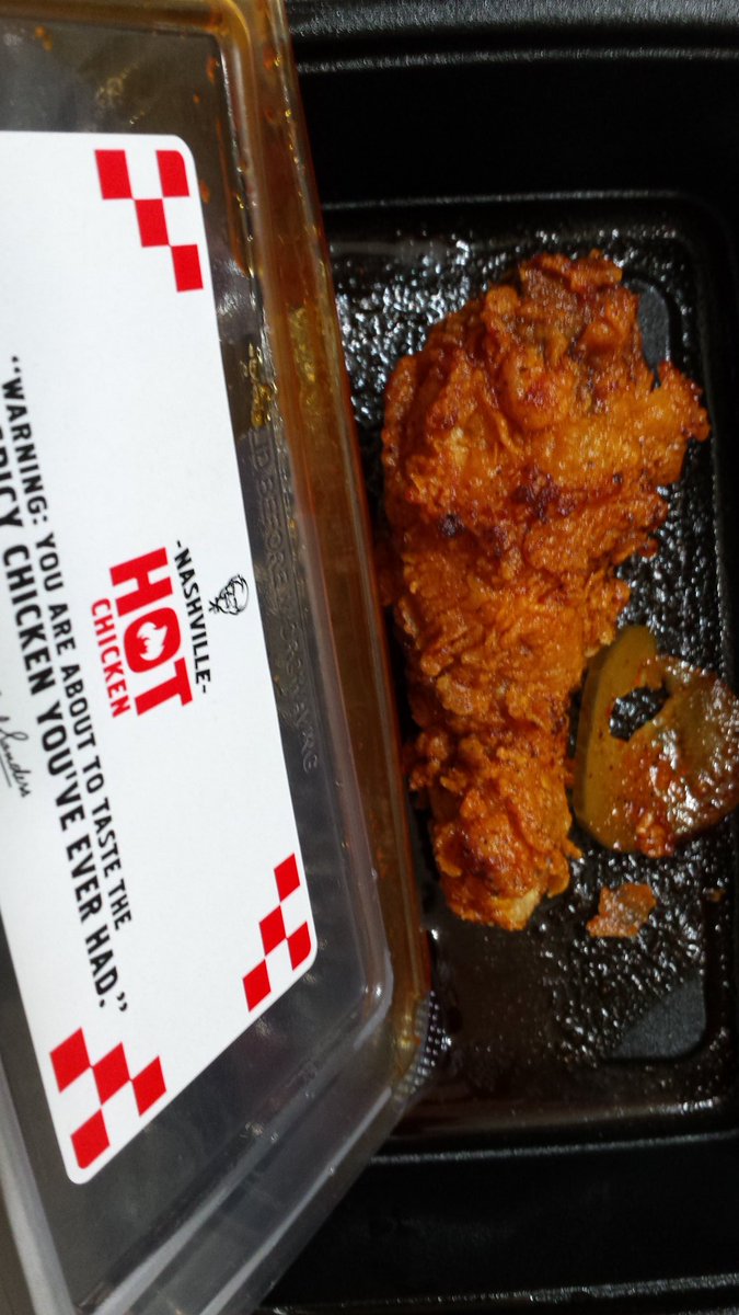 JoeBarach's tweet photo. Get some @kfc Nashville hot chicken. It's so good. And try to get them to make it fresh, that makes a difference! https://t.co/BFqWoLkaLV