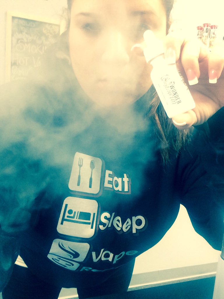 SmokinHotVapes's tweet photo. #SmokinHotVapesNJ #charlieschalkdust #wonderworm #Eat #Sleep #Vape #Repeat #vapelife #vapefam #vapelife #vapenation https://t.co/ZaS8O3WCko
