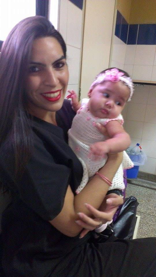 AndreaOberto24's tweet photo. Como aun no hay gemelitas, disfruto con los pacientes mas hermosos del hospital! #Pediatria #UCIPed #MedicosLUZ2016 https://t.co/DyVx6Fnifz