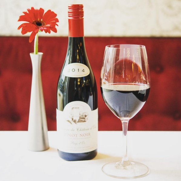SOCOandTheOCMix's tweet photo. Reservations are filling quickly for #ValentinesDay at #TheOCMix! Call today for details on special menus! https://t.co/j0v6ukkYzB