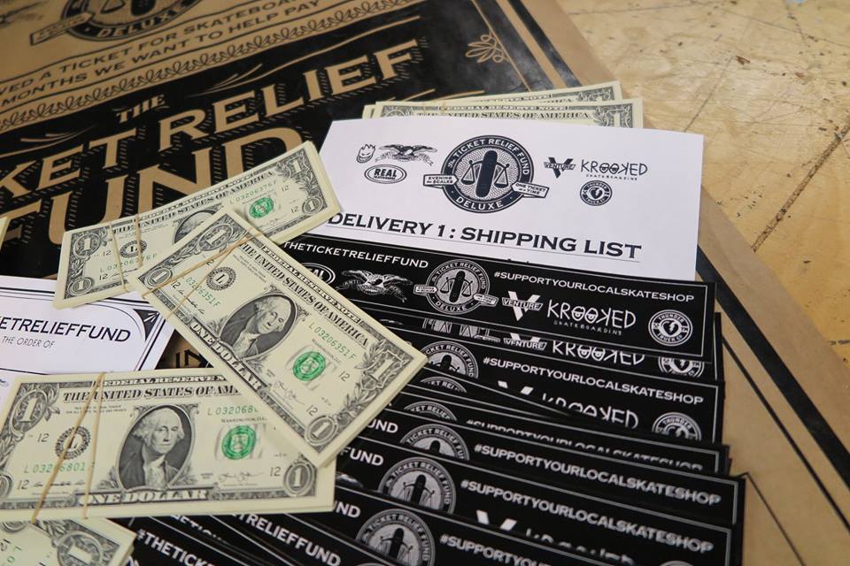 Deluxe Distribution tweet media