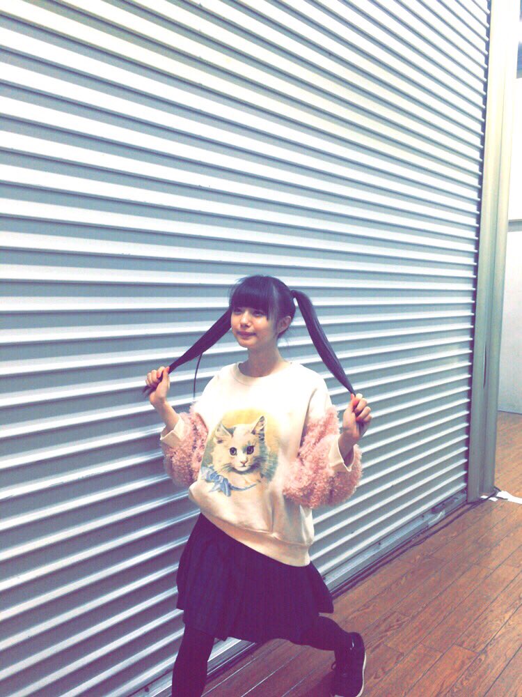 miorin_lemon212's tweet photo. おはようございます( *˙0˙*)
#ツインテールをつかむ図 https://t.co/FC0SNMewPG