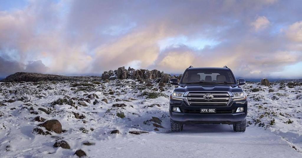 pool_collective's tweet photo. Welcome to Tasmania with @ingvarkenne - 1 freak snowfall, 6 locations, 2:30am wake-up calls &amp; a convoy of snow-chai… https://t.co/OzF91csWPU