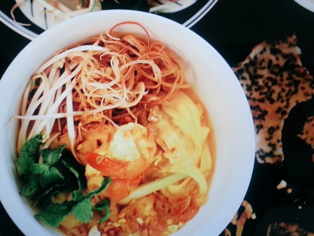sweetsaltynutty's tweet photo. The quest for the best noodles is Vietnam my latest recipe #foodblogger #foodblog #miquang https://t.co/Q8geYT2kXA