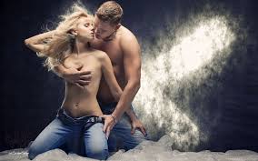 بين نهديك ..وطني