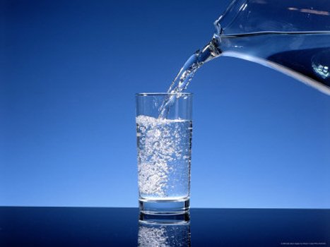 Quiuboestereo's tweet photo. No permitas que el agua se desperdicie en tiempos de sequía. ¡Cuídala que no es para siempre! https://t.co/06tl1G3hBs