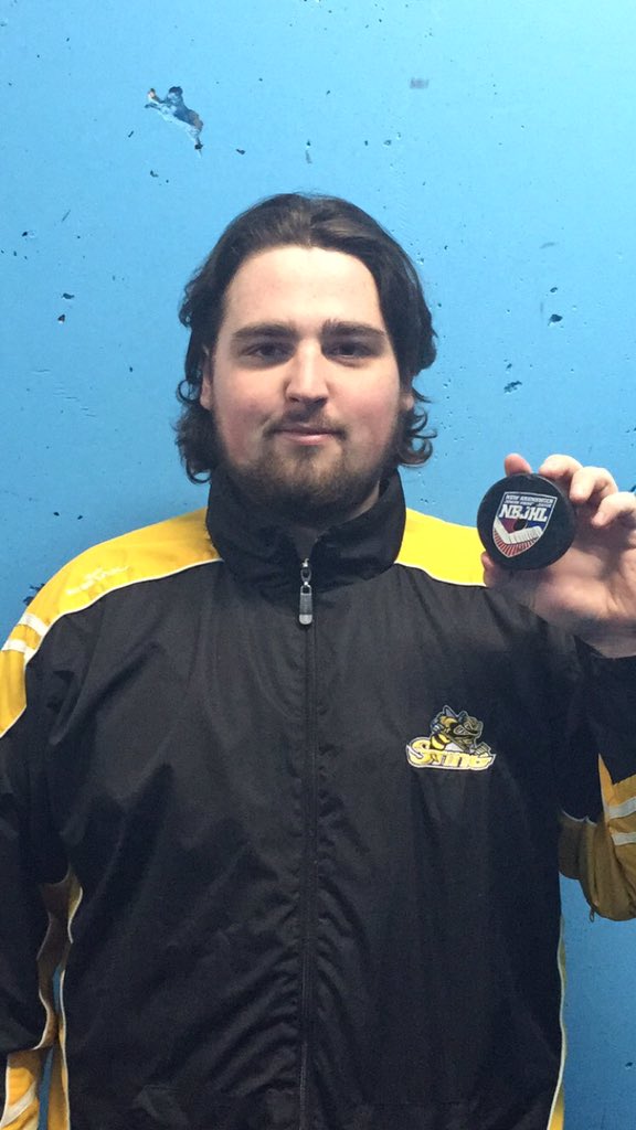 notSouthernSing's tweet photo. Sophomore defence man @RThomps8 collects the game puck after playing in his 50th career game in the NBJHL. #congrats https://t.co/oslzs2uMPN