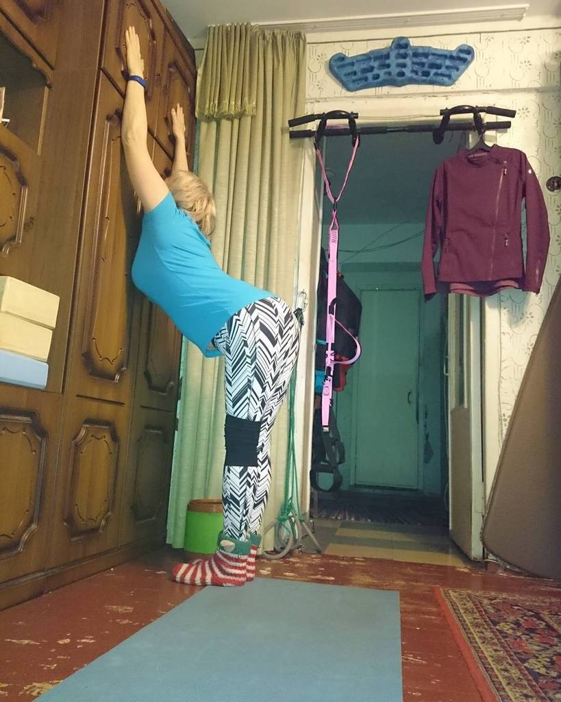 InstaDevyatka's tweet photo. #dropbacklove and 💖@jeminajakin 💖@pinkchampagne13 💖@catbradleyyoga 💃 💃 💃 sponsors 💖@aloyoga 💖@liforme 💖@mamakuka 💖@… https://t.co/xPndFrp0Pb