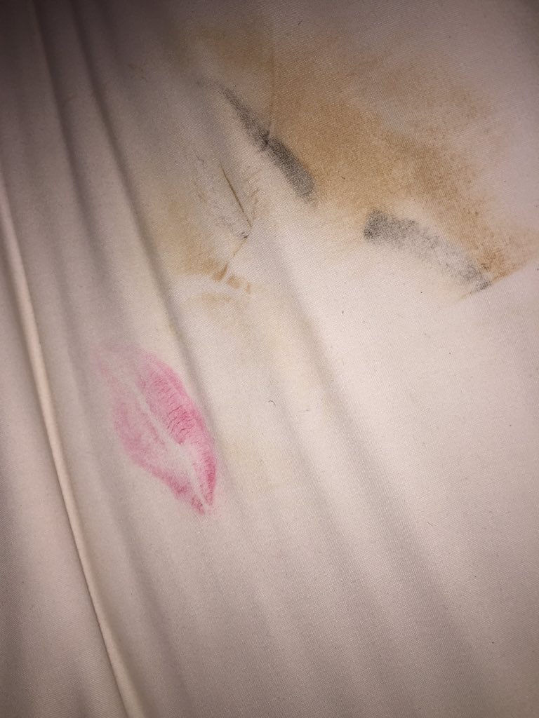 ibostic's tweet photo. When the sex too bomb and she leave a part of her behind 😩😩 https://t.co/WJUrL5EpVf