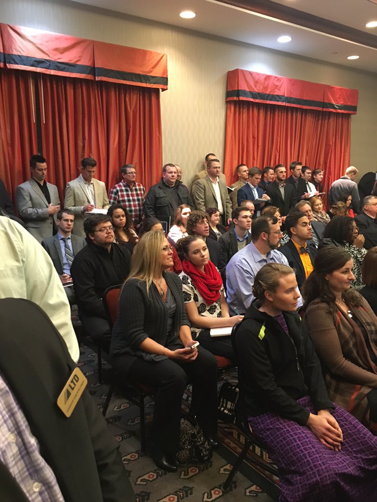 vogeld's tweet photo. Indy on FIRE!! Standing room only with @ltdjake .  150IBOs 75guests. @larry_winters https://t.co/oL5HjSKT3V