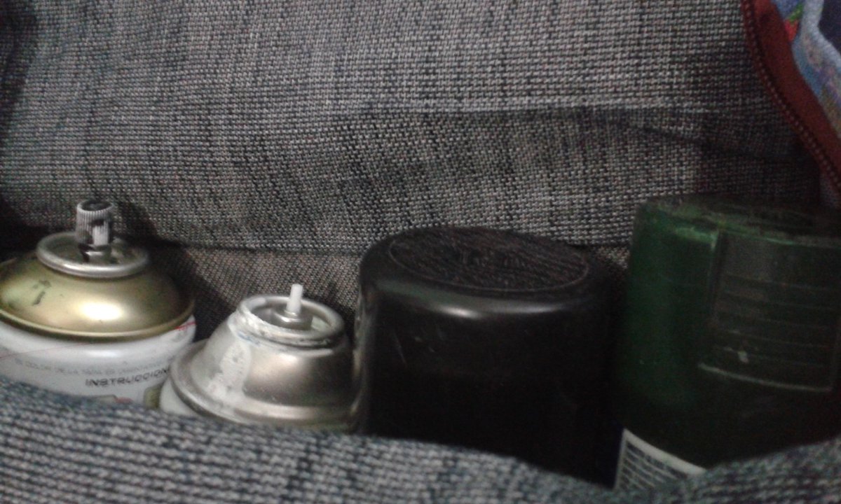 hverria's tweet photo. Cuando en mi mochila hay Latas ❤❤❤ #Graffiti #Day #GraffitiDay https://t.co/WFplhkNT1c