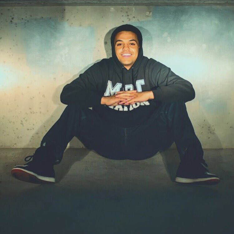Brennon2Cole's tweet photo. The real man smiles in trouble, gathers strength from distress, and grows brave by reflection. https://t.co/YgwLPHNva3