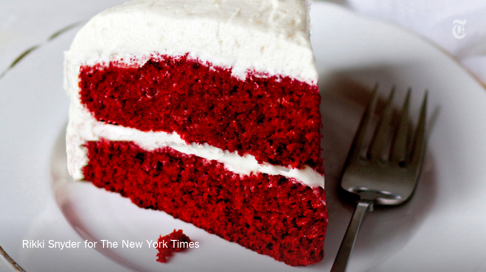 Свекольный торт рецепт. Red Velvet Cake. Свекольный торт. Рулет красный бархат. Торт из свеклы.