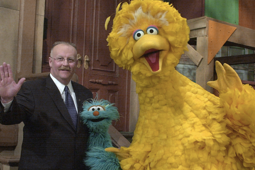 Big Bird swoops in to school VCs with new fund focused on tech improving kids’ lives: startupdaily.net/2016/02/big-bi…