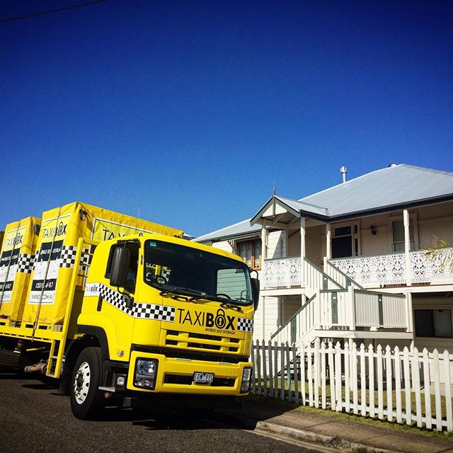 TAXIBOXstorage's tweet photo. Missing that sunshine right about now! #classicmelbourne #TAXIBOX https://t.co/Pmgitm1guZ