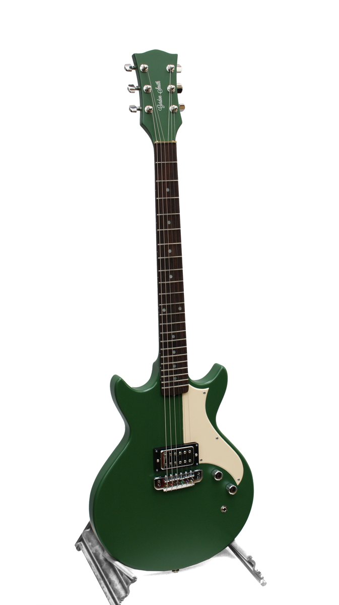 New <a href="/GSGuitars/">Gordon Smith Guitars</a> Forsyth Special Edition Morris Minor colours in Racing Green in stock now: forsyths.co.uk/guitars/32619-…