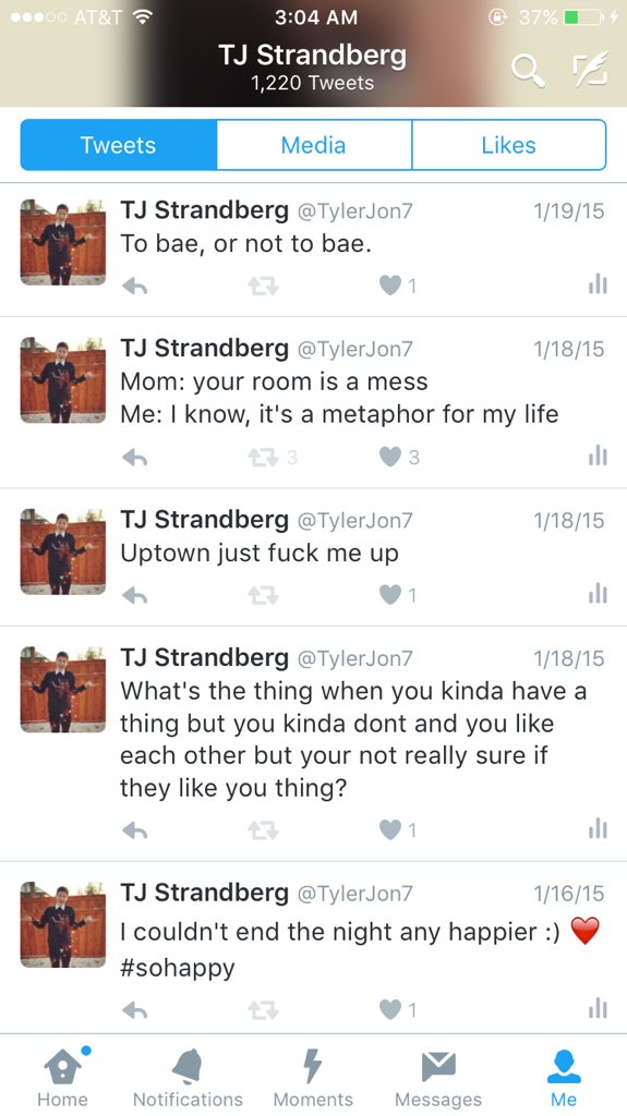 tylerjon7's tweet photo. WHO THE AS FUCK WAS I FLINGING WITH A YEAR AGO?!?!??¿¿!!!!???? #whattheaf https://t.co/0OlMD8T754