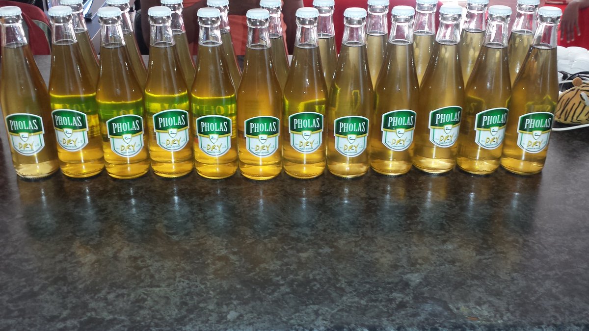 PholasBEER's tweet photo. #PholasDry has arrived. .. https://t.co/cCi8EzX7ek