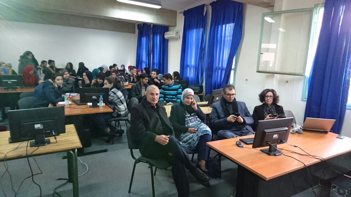 heudaguessous's tweet photo. et c'est parti. #cjd #maroc anime une #BusinessGame à FST #mohammedia https://t.co/TqLvO2k0jH