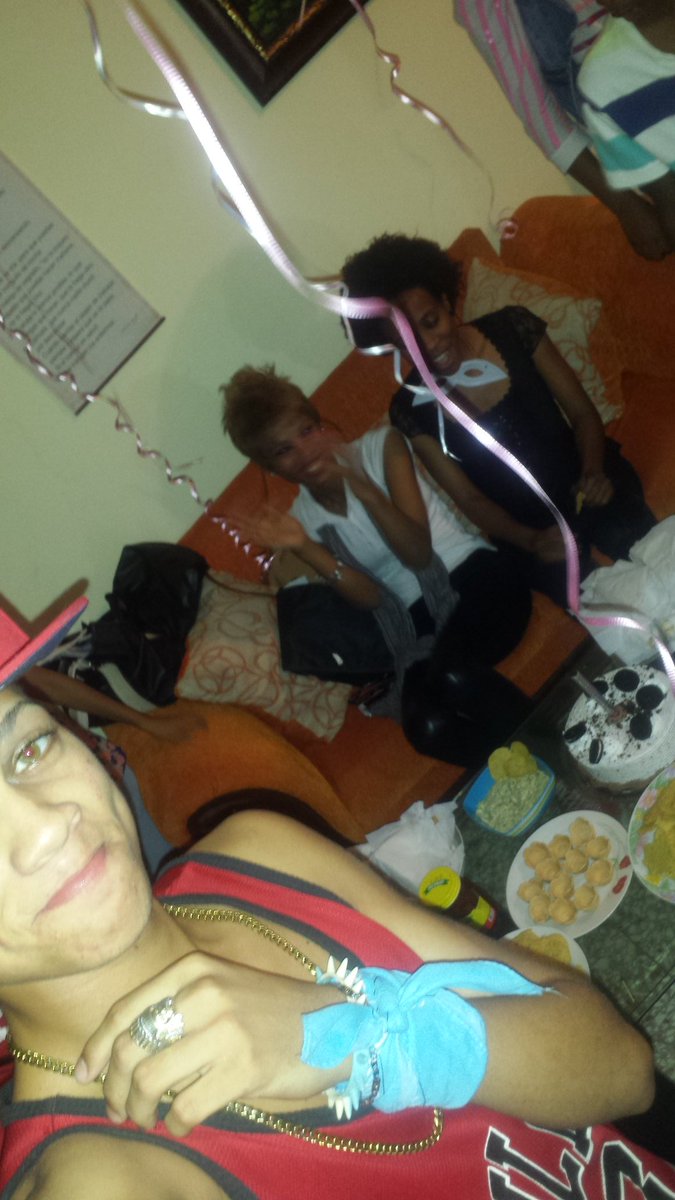 :3T R L Lokario Oo^^ tweet media