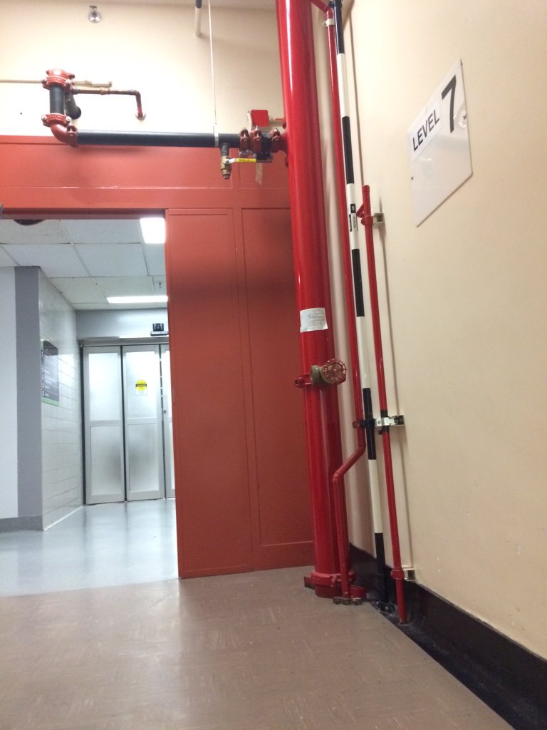 ThePressors's tweet photo. Wishing we didn't have patients on the 7th floor. Getting tough to keep this up.. #oncallwellness @mbmedwellness https://t.co/JzjVxHkKi4