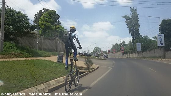 a3Route's tweet photo. 08:57 #OnlyInKenya #OnlyInNairobi https://t.co/UrwAFwowYE via @onlyaterics