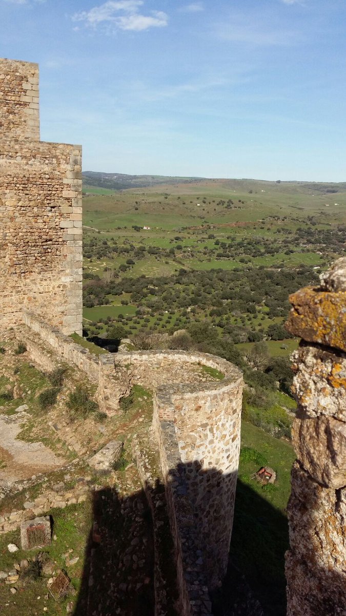 #castillo #burguillos del cerro. #badajoz