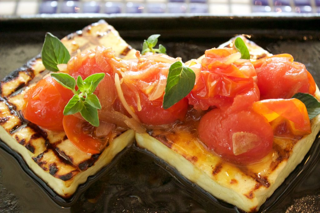 HellenicRep's tweet image. Haloumi, is it me you're looking for? #brunswick