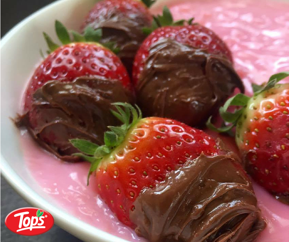 TopsSocial's tweet photo. Make the week night special by cooking Tops Strawberry Custard! #MonthOfLove #ValentinesDay #ILoveTops https://t.co/AMxc8A4uWz