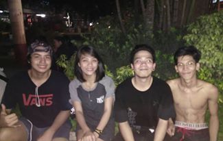 kenneth199631's tweet photo. with damien,kj and zhendrick  pasig city hall skate spot :) 
#SkateOrDie https://t.co/2hwT5r1jc5