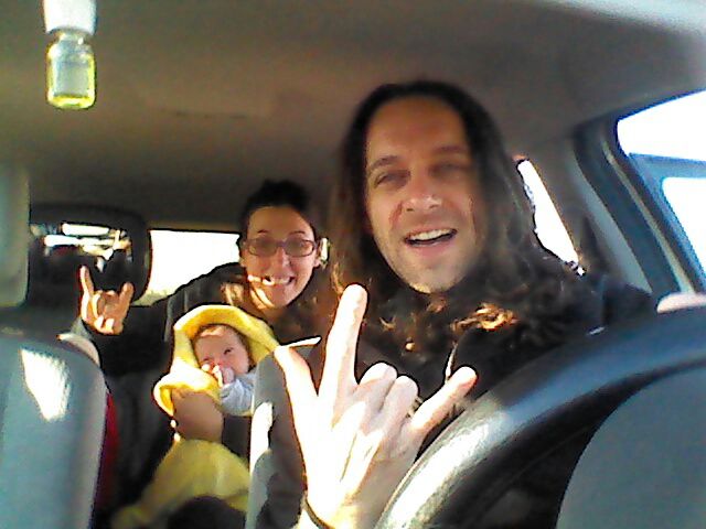 nelia_C17's tweet photo. Buenos días @RockFM_ES. Siempre váis con nosotros en el #Autoretrauto. https://t.co/bZBnAC8wsZ