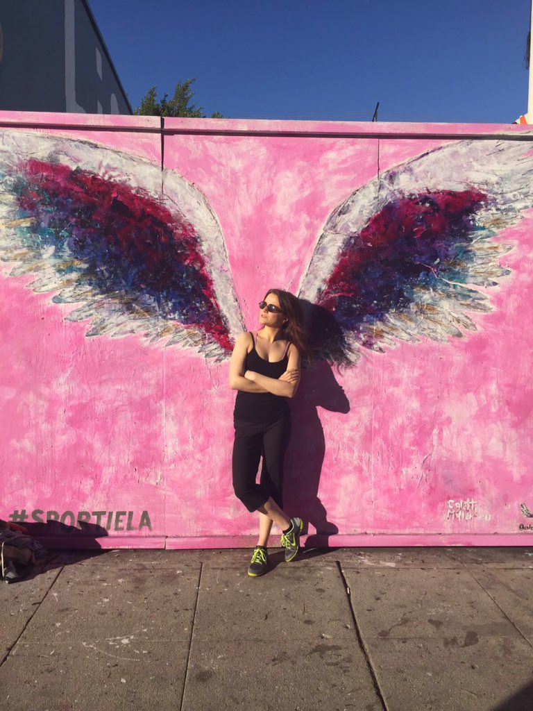 To fly you have to have resistance! <a href="/fiona__wood/">fiona wood</a> #La #art #streetart