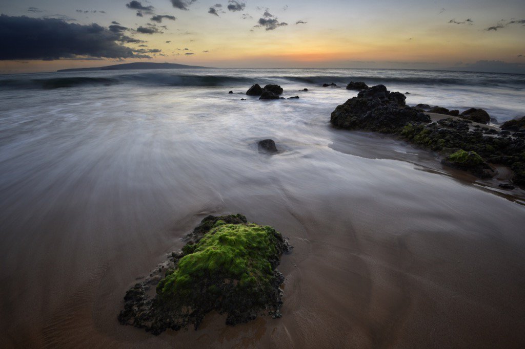 wallin_jan's tweet photo. Last light. Maui. Nikon D750+16-35/4, LEE ND+GND @NikonEurope @NikonLifeEU @LEEFilters https://t.co/2qOo2OhLsc