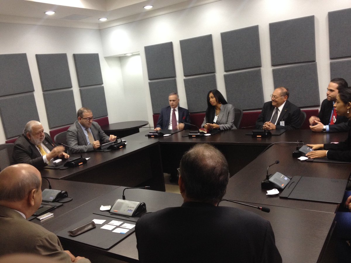 Orta Amerika ve Karayipler İş Konseyi, Dominik-Türk Ticaret, Sanayii ve Turizm Odası üyeleriyle ile araya geldi.