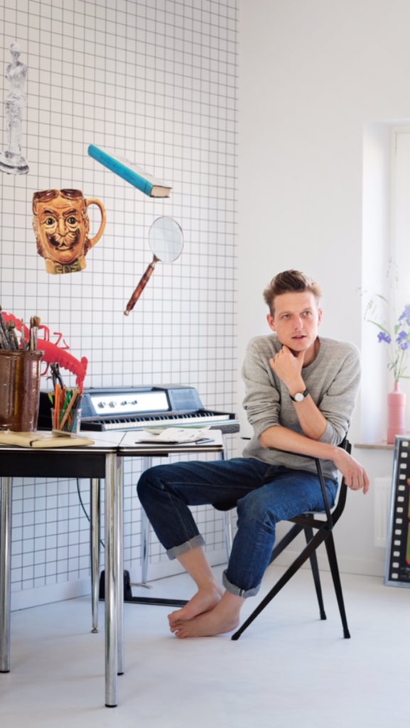 bentvanlooy's tweet photo. I'm really proud to announce Bent for Boss, a range of colors and wallpaper I created for Boss Paints. #bentforboss https://t.co/AjUd5DByKc