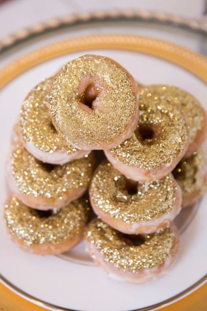 Missguided's tweet photo. Eat glitter for breakfast &amp; shine all day ✨✨✨ https://t.co/agDknAB1Zg