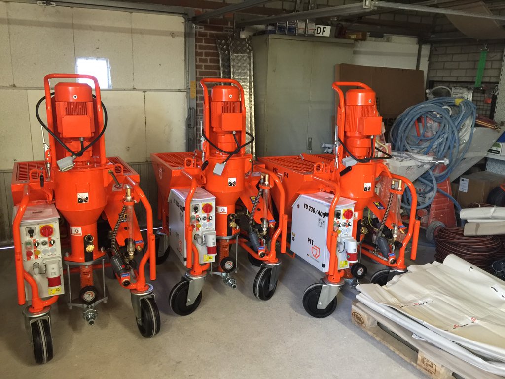 Machines klaarmaken voor aflevering <a href="/KnaufNL/">Knauf NL</a> @Peter_Tennekes <a href="/MoorenVan/">Frank van der Mooren</a> <a href="/MarcelvanKommer/">Marcel van Kommer</a> <a href="/Norbert_KnaufNL/">Norbert Hulshof</a> <a href="/Wijcks/">BMN Wijcks</a>