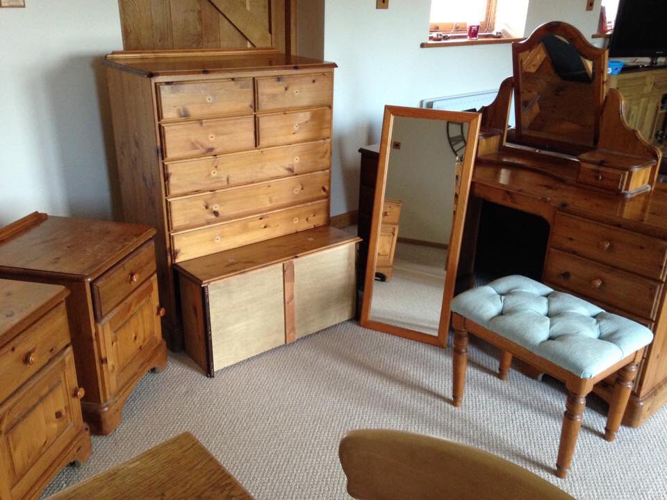ChestsDrawersTW's tweet photo. Wednesday's before and after.....as well as a good turnover of painted and unpainted stock...we can paint yours! https://t.co/eRUvc9HU4f
