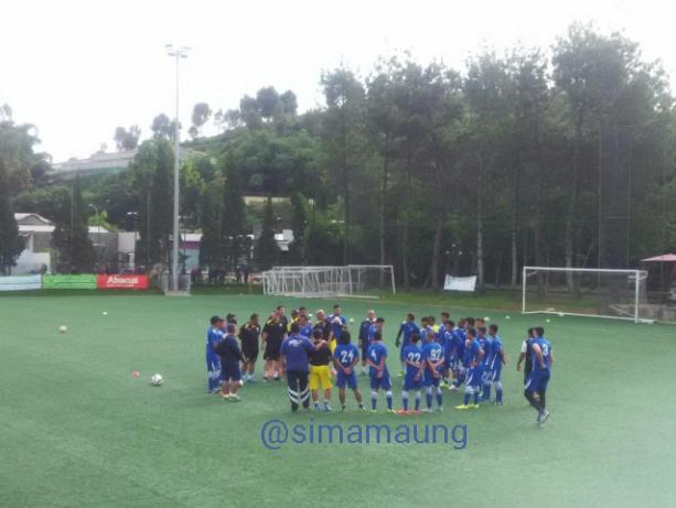 simamaung's tweet photo. Sorenya kayak kamu, cantik .... #eh https://t.co/Pc502JqRRd